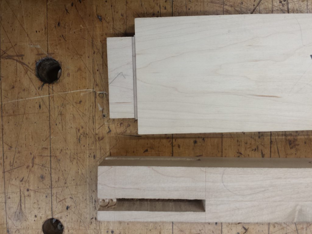 mortise and tenon